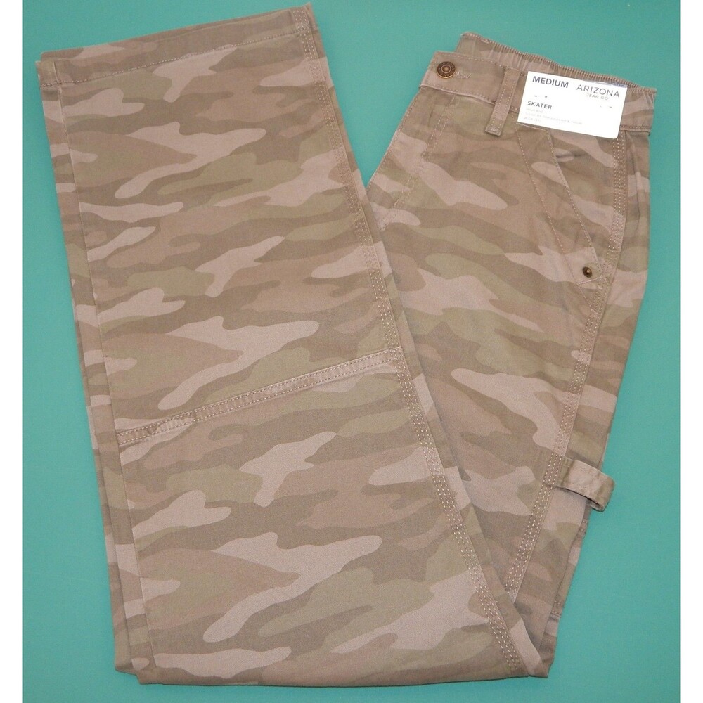 Arizona Jeans Women's MEDIUM Skater High Rise Slouchy Hip Camo Wide Leg Pants